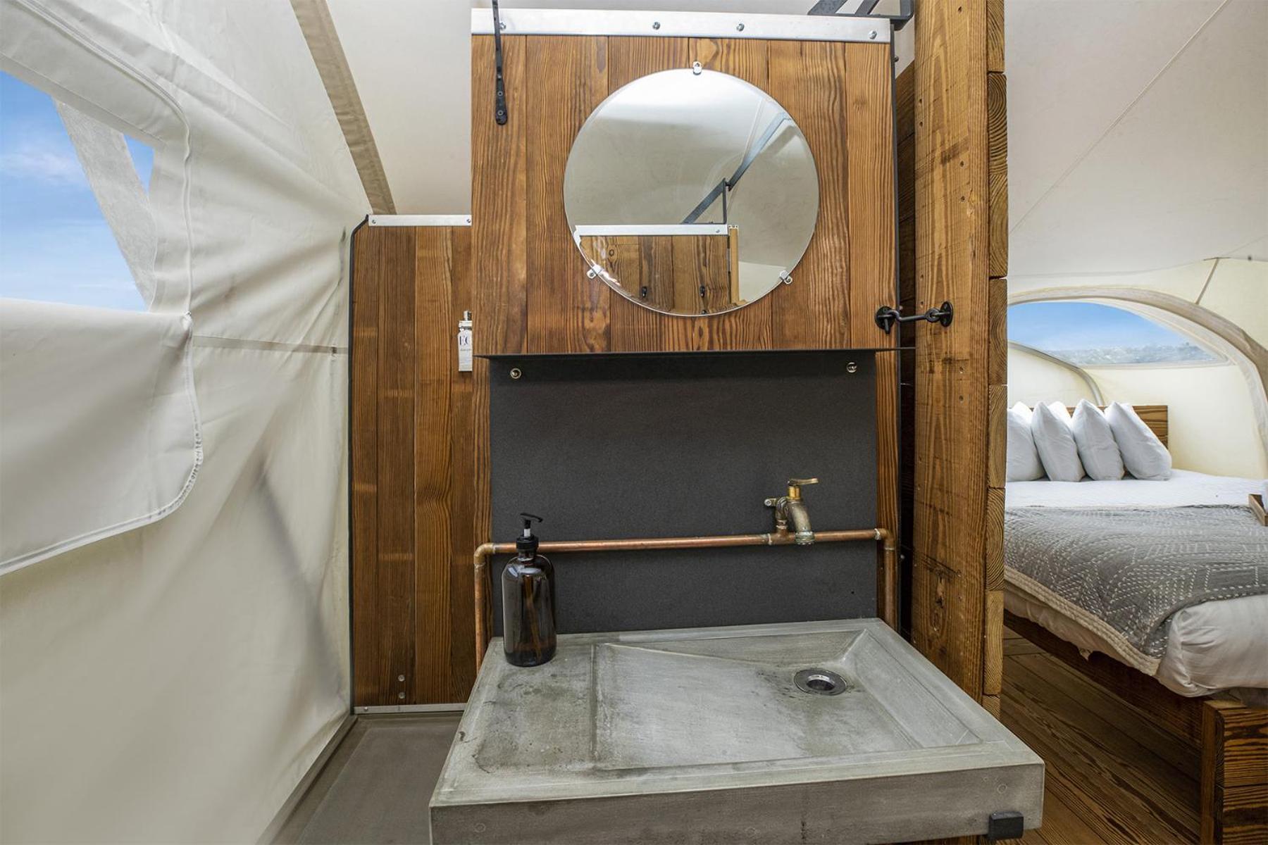 Under Canvas North Yellowstone - Paradise Valley Ливингстън Екстериор снимка