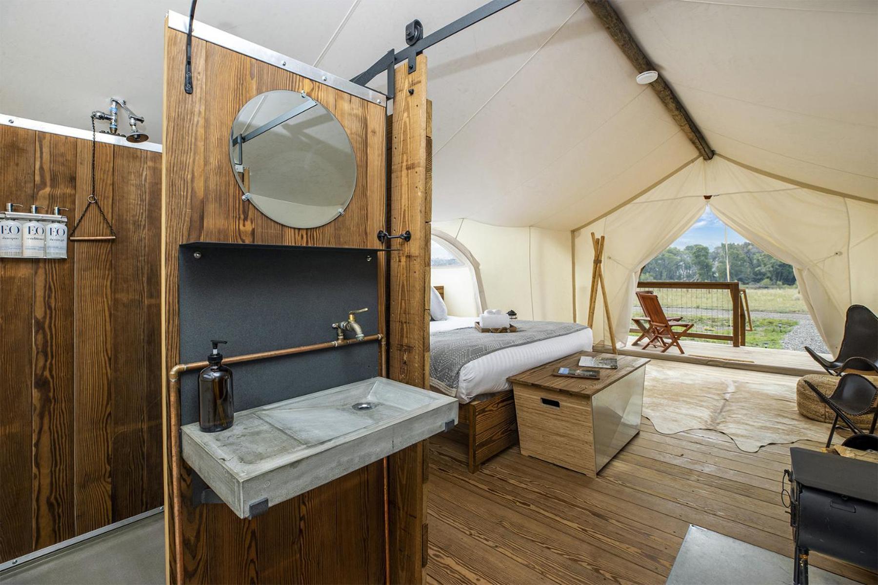 Under Canvas North Yellowstone - Paradise Valley Ливингстън Екстериор снимка