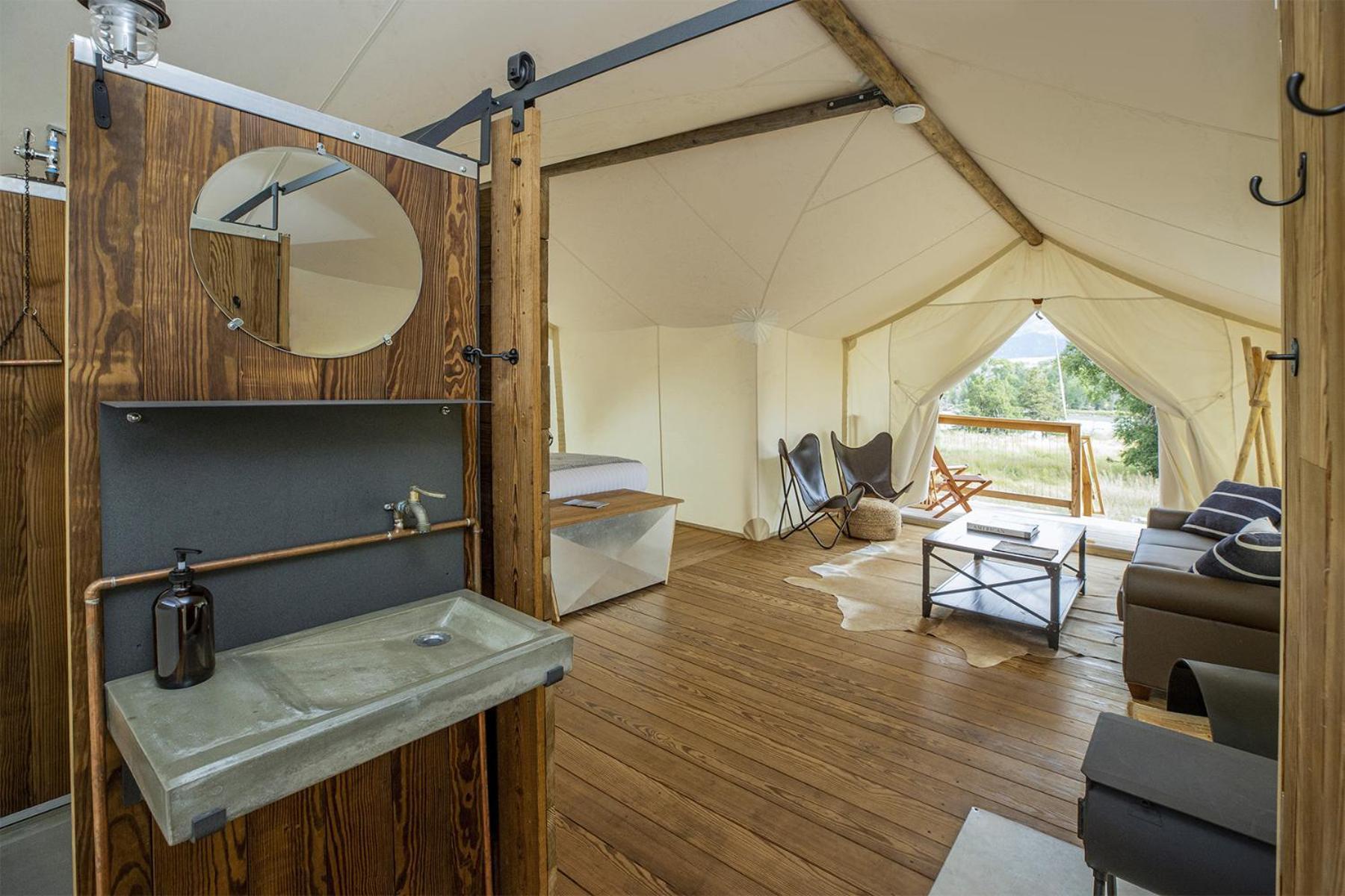 Under Canvas North Yellowstone - Paradise Valley Ливингстън Екстериор снимка