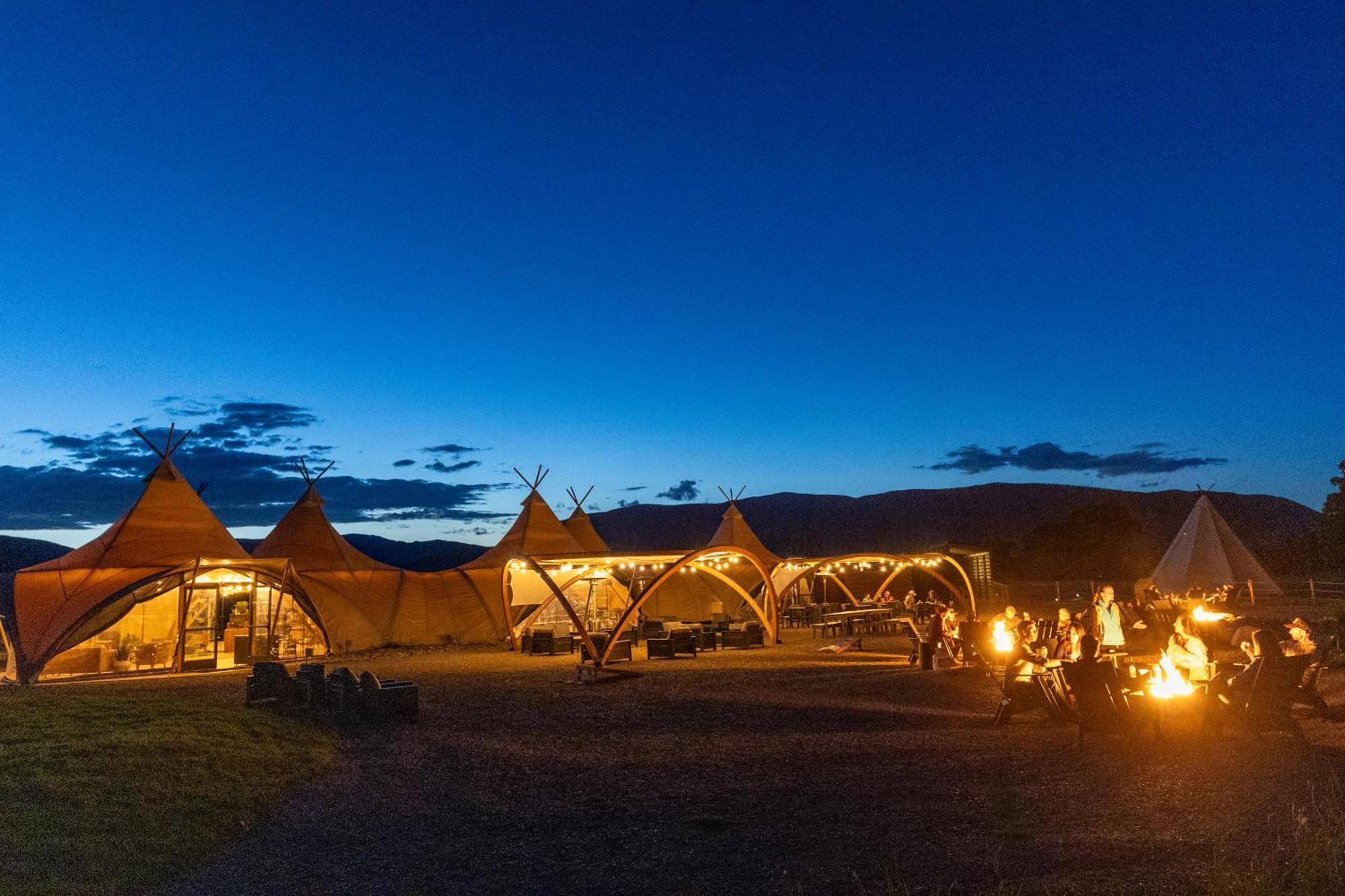 Under Canvas North Yellowstone - Paradise Valley Ливингстън Екстериор снимка